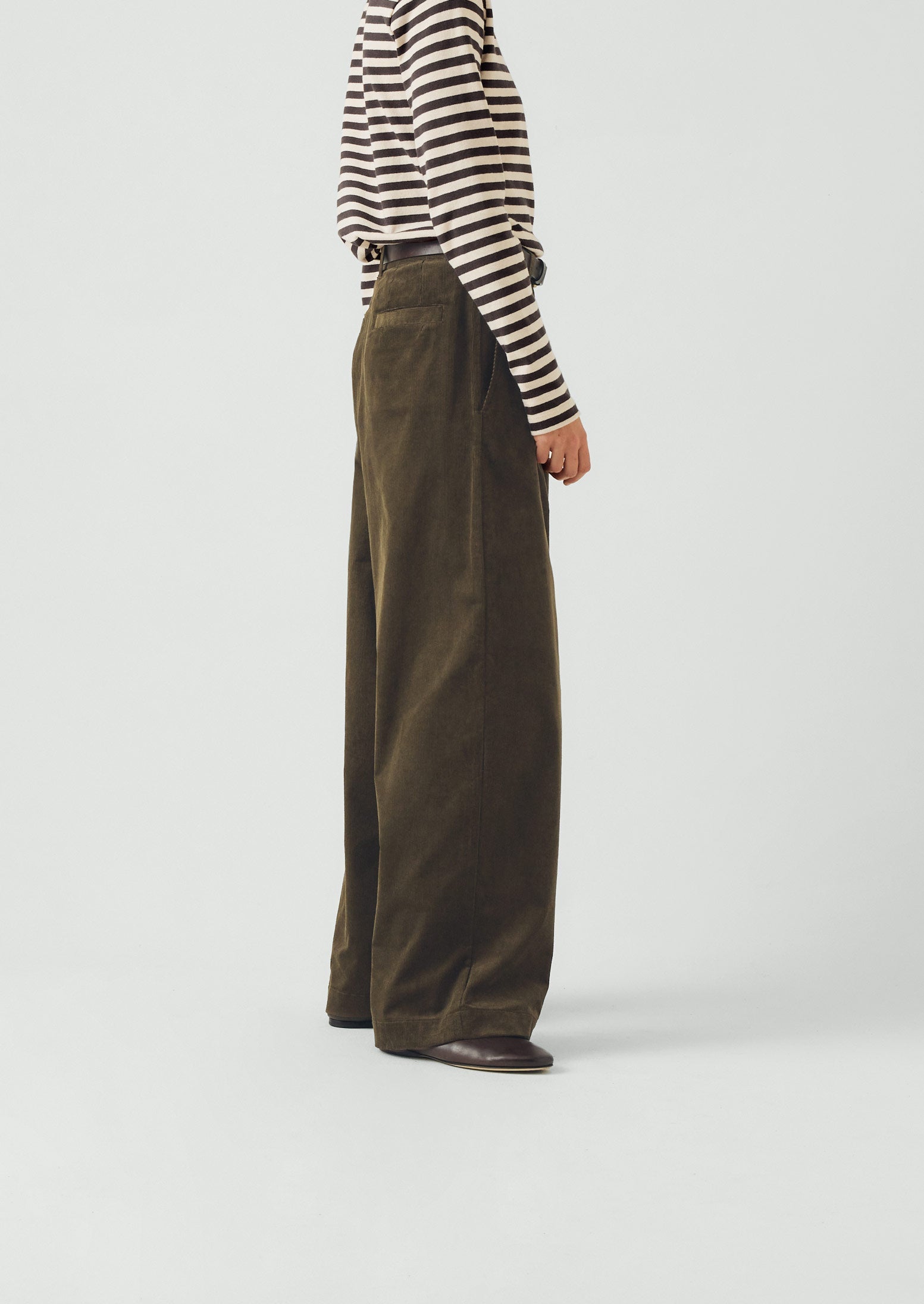 Organic Cord Box Pleat Trousers | Tent Green